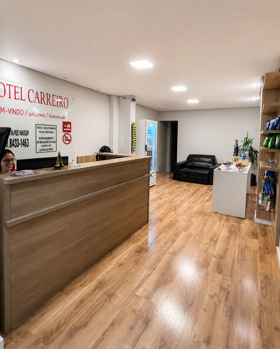 Hotel Carreiro em Inhapim MG — estrutura do hotel no centro da cidade